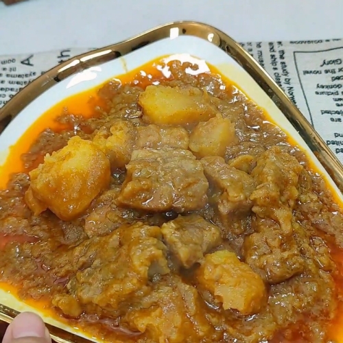 咖喱牛腩